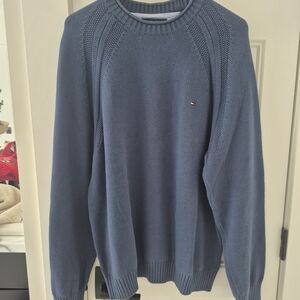 Tommy Hilfiger Men's Blue Sweater
